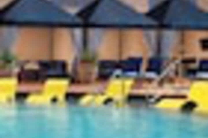 Pool 110 of 192