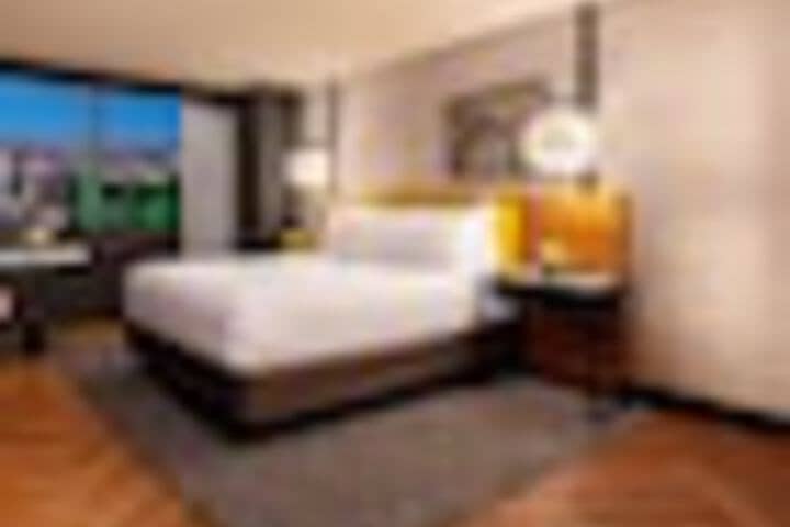 Room 92 of 192