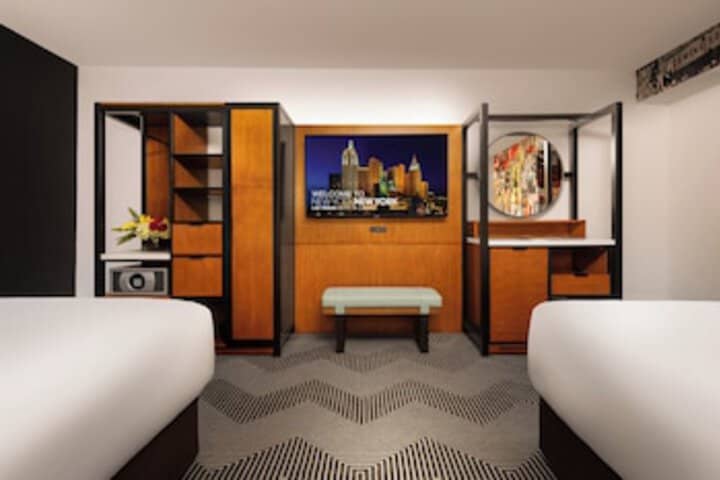 Room 22 of 192