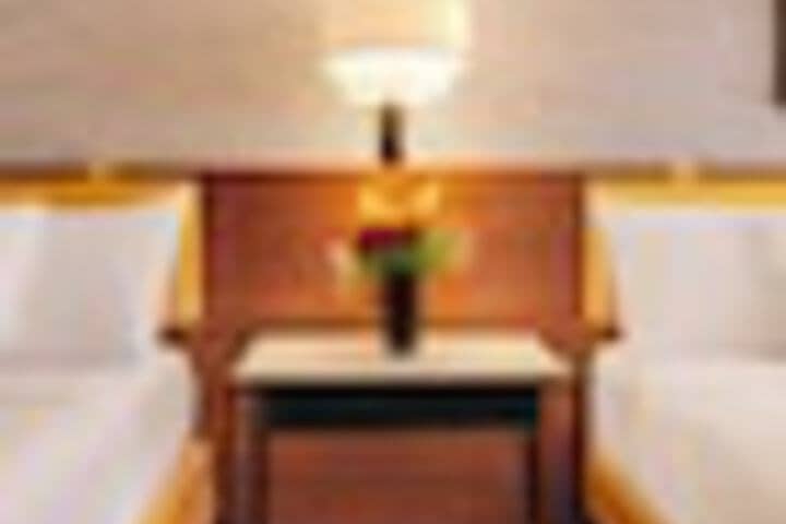 Room 14 of 192