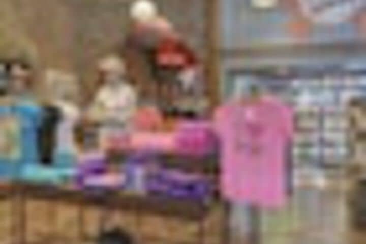 Gift Shop 140 of 192